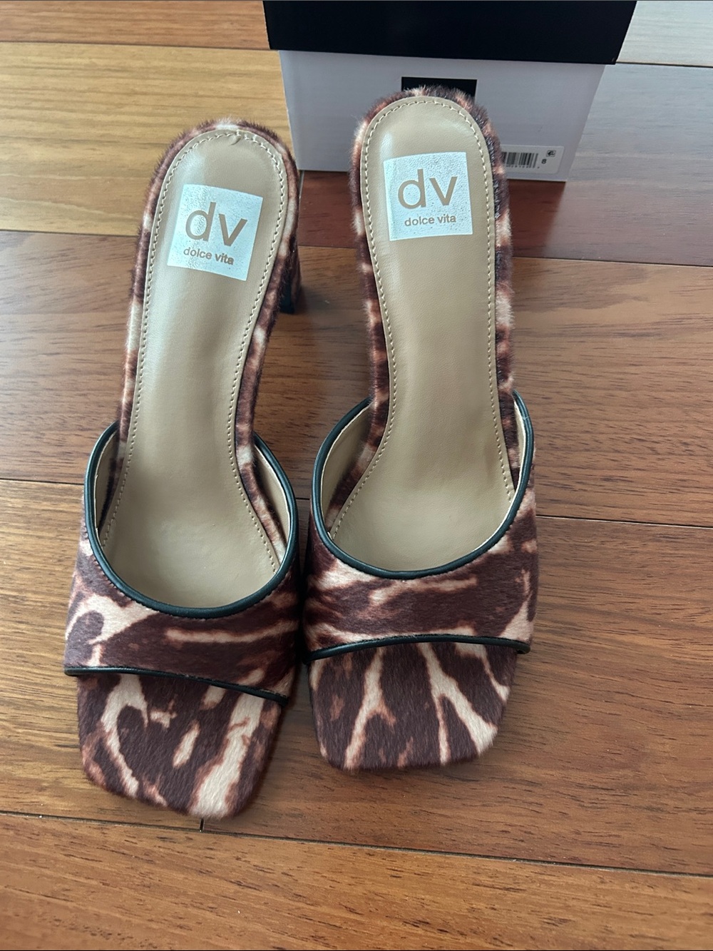 Ladies dolce vita tiger print slide heels new in box - Picture 6 of 10